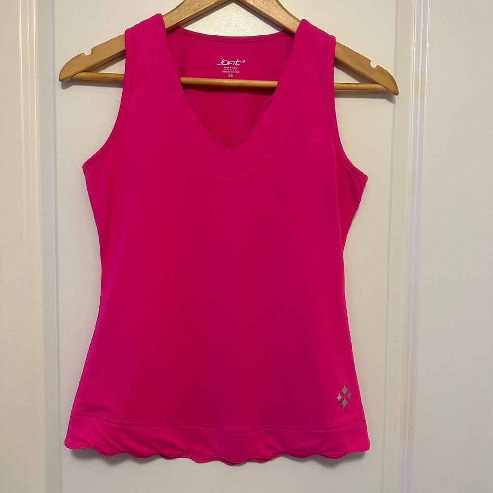 JoFit XS sleeveless top. Golf, tennis, pickleball. scallop. Worn once! Pink
